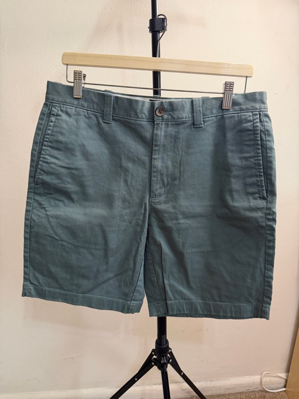 J. Crew Men's Teal Flat-Front Cotton Shorts